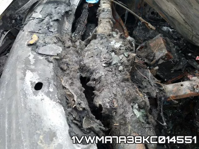 1VWMA7A38KC014551 фото 9