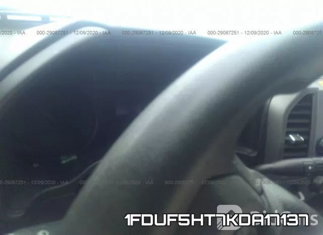 1FDUF5HT7KDA17137 фото 7