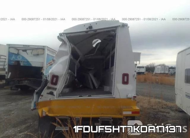 1FDUF5HT7KDA17137 фото 9