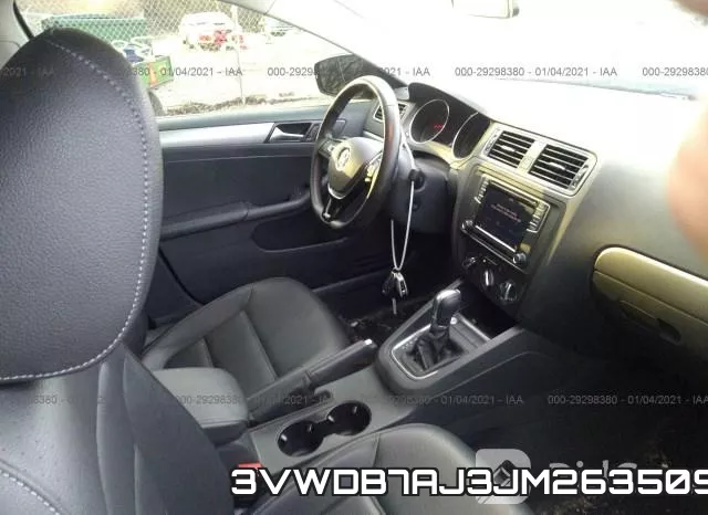 3VWDB7AJ3JM263509 фото 6