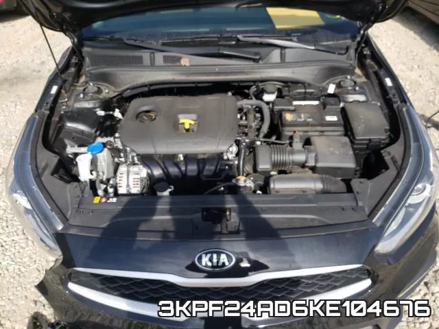 3KPF24AD6KE104676 фото 7