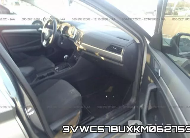 3VWC57BUXKM062753 фото 6