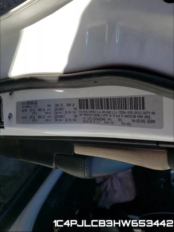 1C4PJLCB3HW653442 фото 2