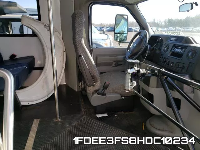 1FDEE3FS8HDC10234 фото 5