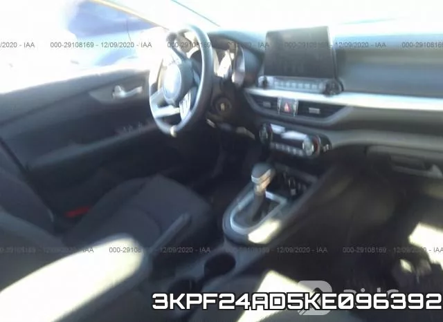 3KPF24AD5KE096392 фото 5