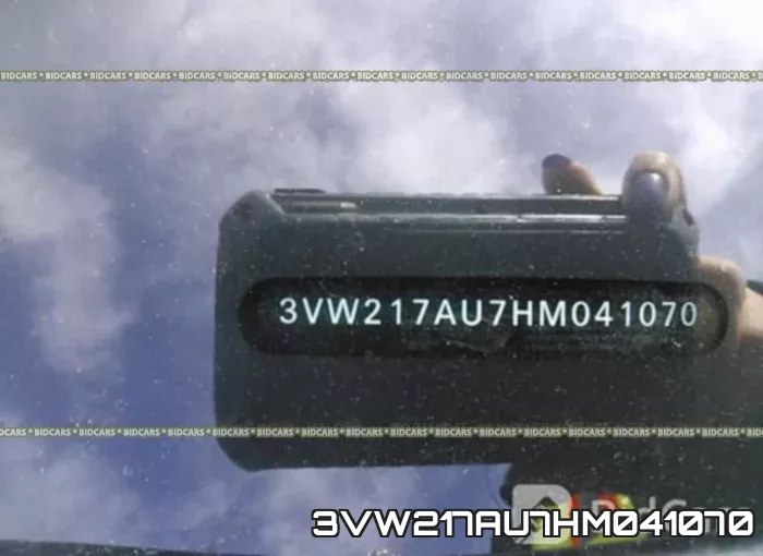 3VW217AU7HM041070 фото 10