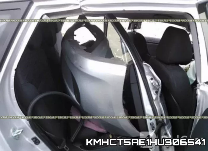 KMHCT5AE1HU306541 фото 9
