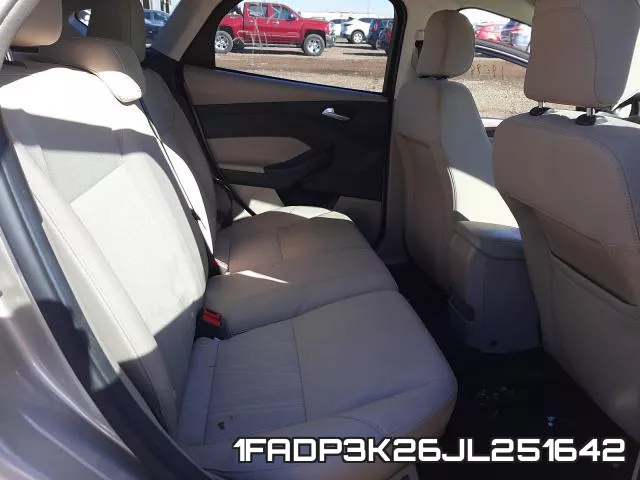 1FADP3K26JL251642 фото 5