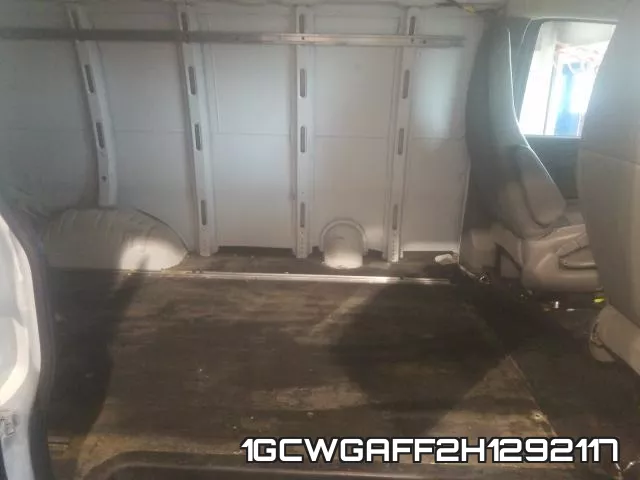 1GCWGAFF2H1292117 фото 4