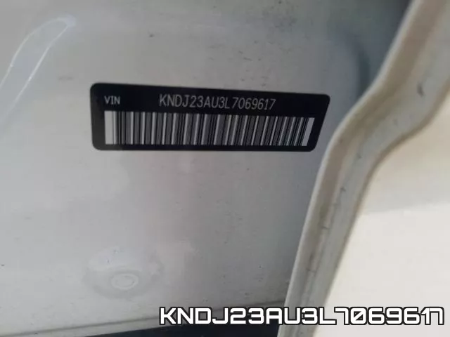 KNDJ23AU3L7069617 фото 2
