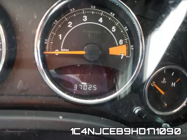 1C4NJCEB9HD171090 фото 8