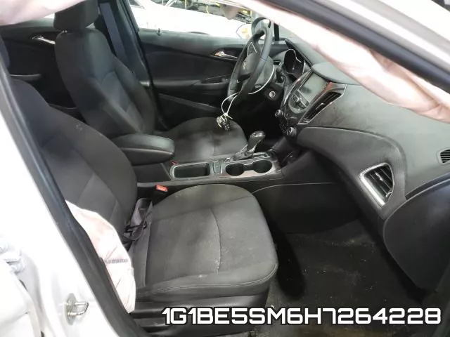1G1BE5SM6H7264228 фото 6