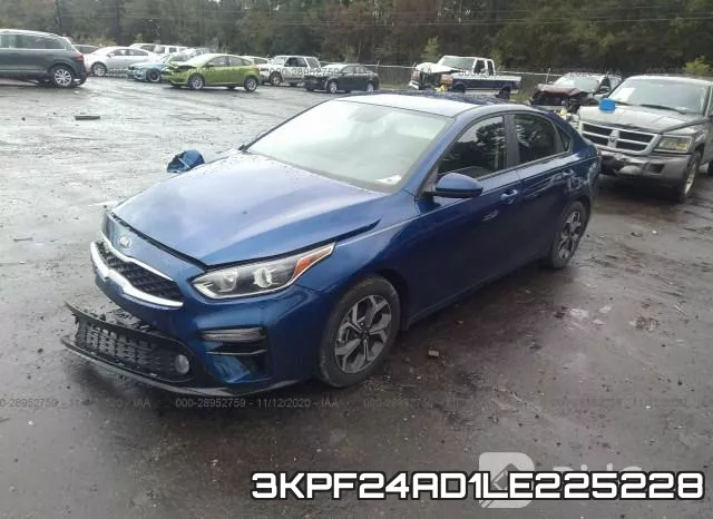3KPF24AD1LE225228 фото 3