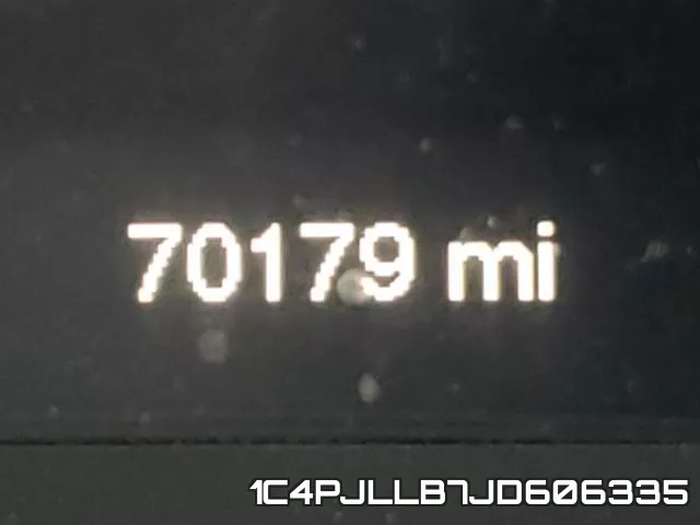 1C4PJLLB7JD606335 фото 9