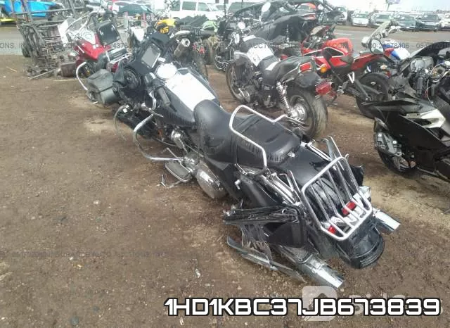 1HD1KBC37JB673839 фото 4
