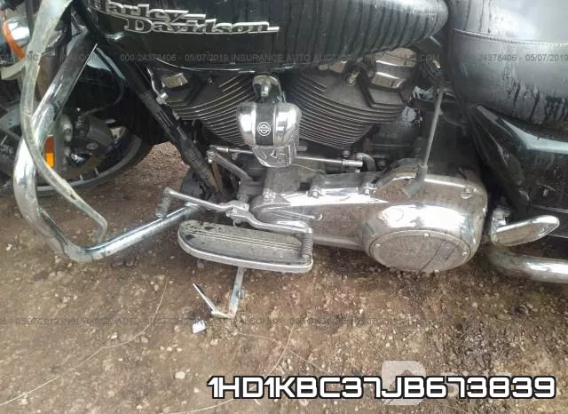 1HD1KBC37JB673839 фото 10