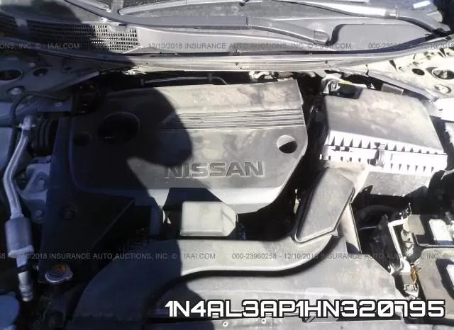 1N4AL3AP1HN320795 фото 2