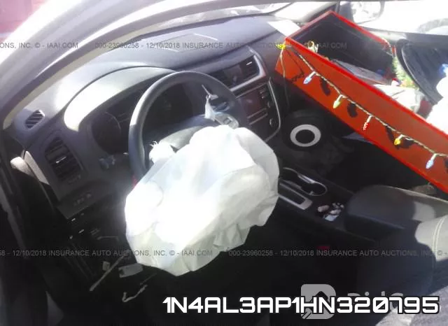 1N4AL3AP1HN320795 фото 6