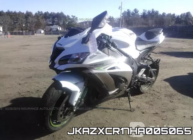 JKAZXCR17HA005065 фото 3
