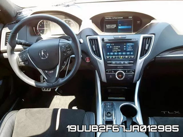 19UUB2F67JA012985 фото 8