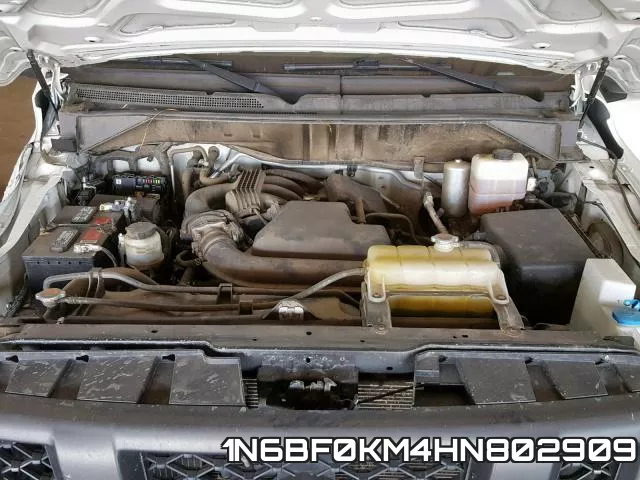 1N6BF0KM4HN802909 фото 8