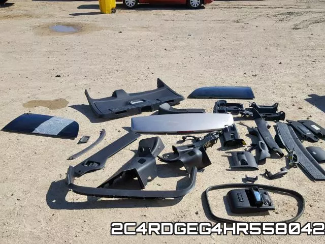 2C4RDGEG4HR558042 фото 10