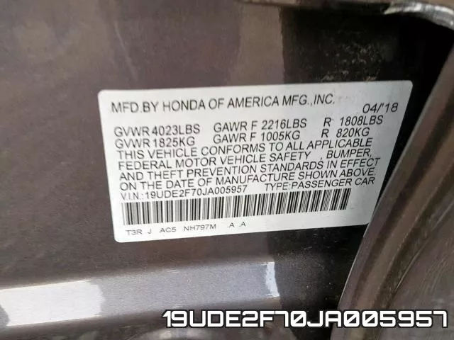 19UDE2F70JA005957 фото 2