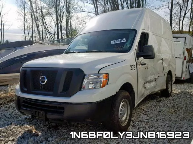 1N6BF0LY3JN816923 фото 3