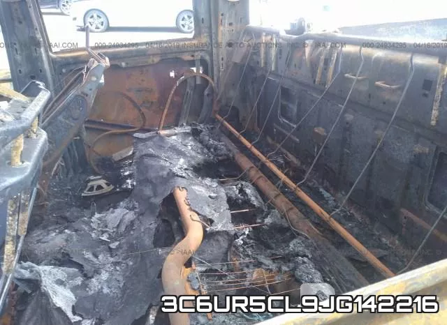 3C6UR5CL9JG142216 фото 9