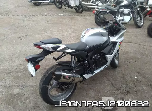 JS1GN7FA5J2100832 фото 5