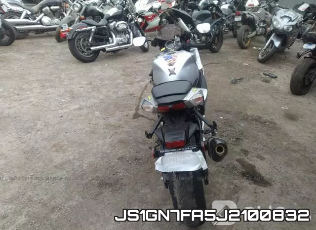 JS1GN7FA5J2100832 фото 7