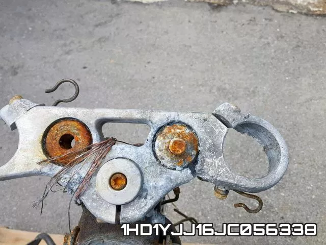 1HD1YJJ16JC056338 фото 9