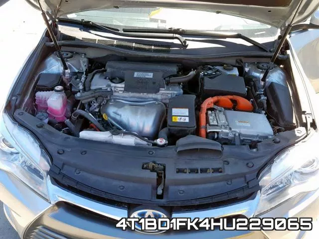 4T1BD1FK4HU229065 фото 8