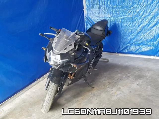 LC6DN11A8J1101939 фото 3
