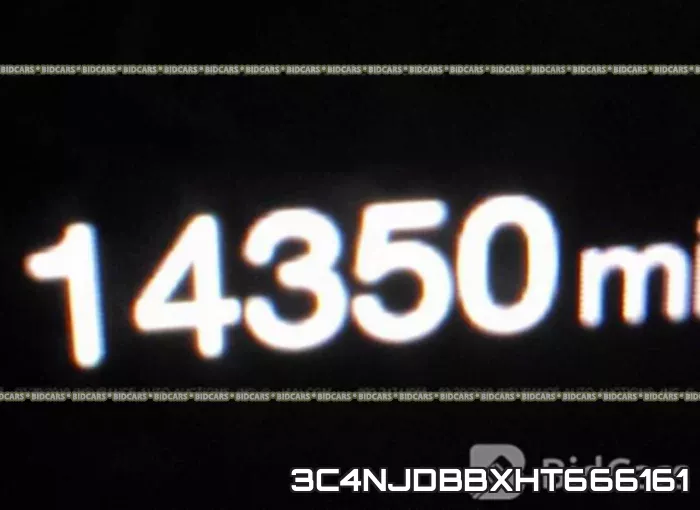 3C4NJDBBXHT666161 фото 8