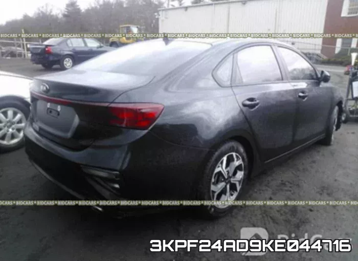 3KPF24AD9KE044716 фото 5
