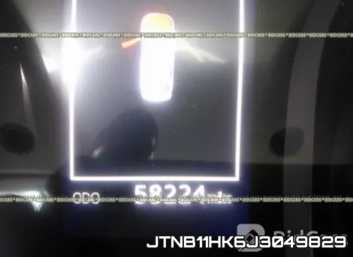 JTNB11HK6J3049829 фото 8