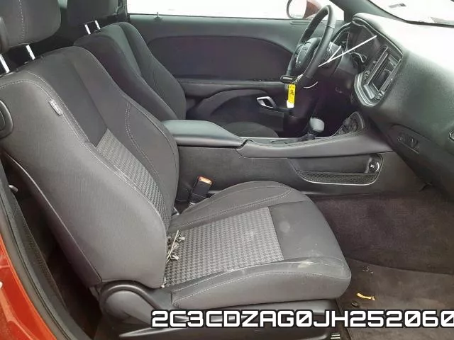 2C3CDZAG0JH252060 фото 6