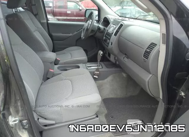 1N6AD0EV6JN712785 фото 6