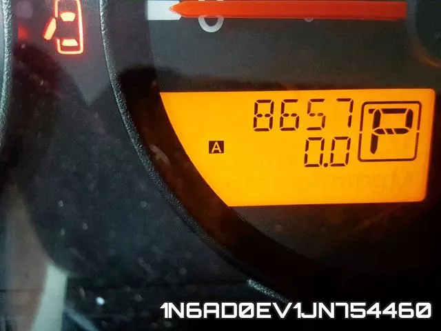1N6AD0EV1JN754460 фото 9
