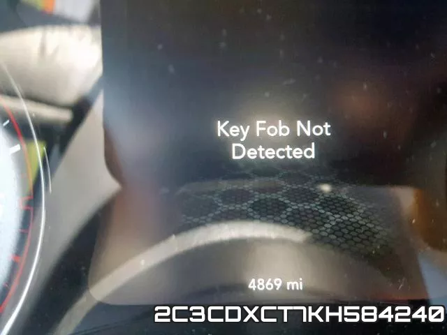 2C3CDXCT7KH584240 фото 9