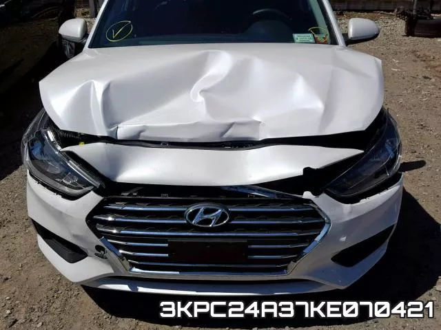3KPC24A37KE070421 фото 8