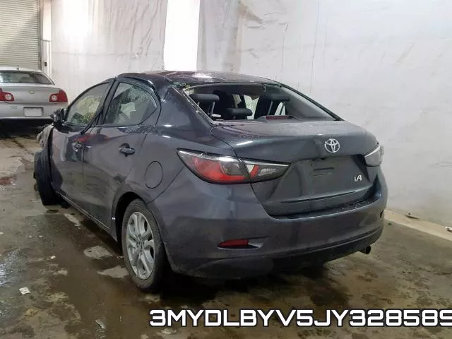 3MYDLBYV5JY328589 фото 4