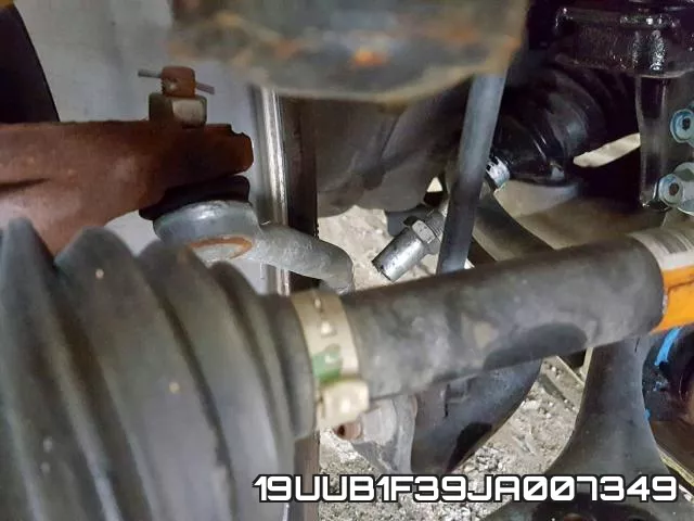 19UUB1F39JA007349 фото 10