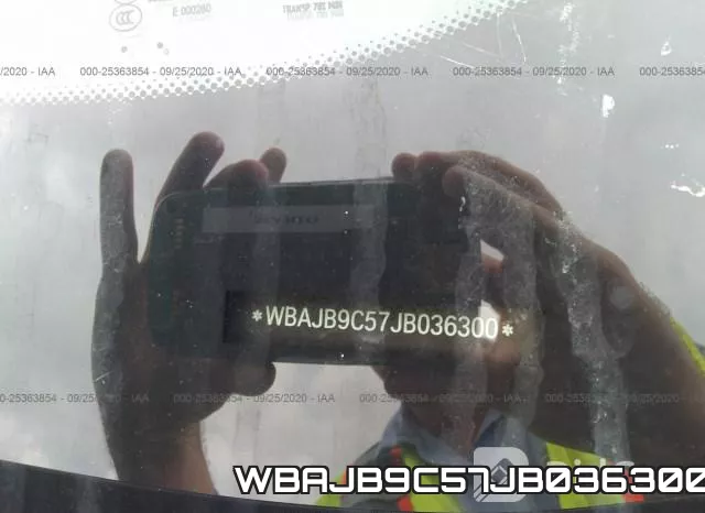 WBAJB9C57JB036300 фото 10