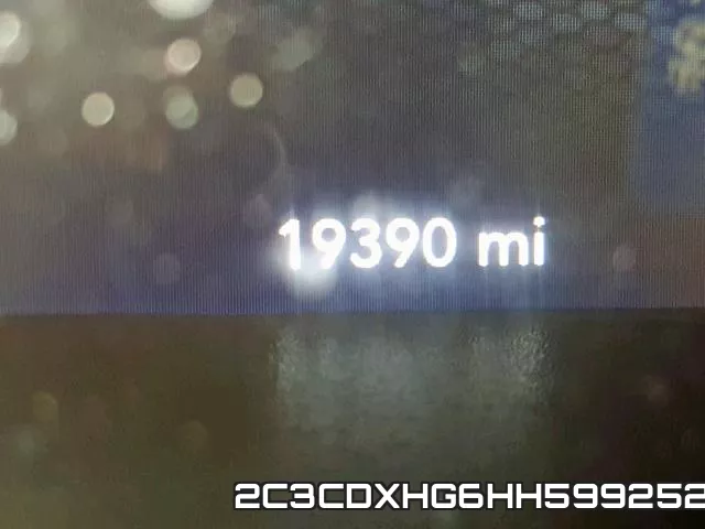2C3CDXHG6HH599252 фото 9