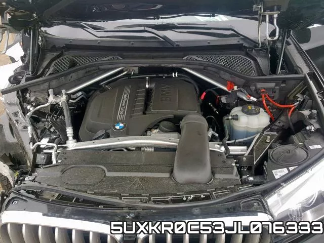 5UXKR0C53JL076333 фото 8