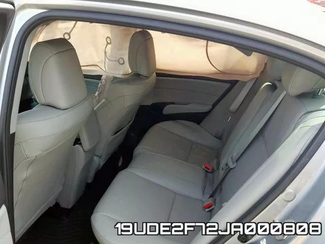 19UDE2F72JA000808 фото 6