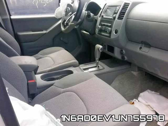 1N6AD0EV1JN755978 фото 6