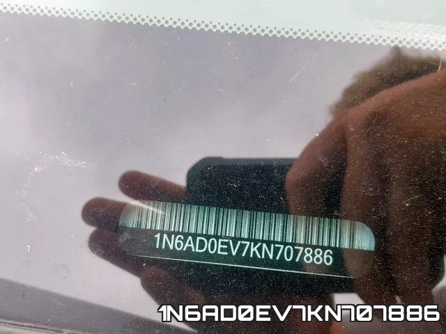 1N6AD0EV7KN707886 фото 2